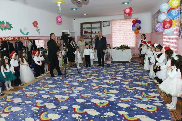 Sumqayıtda 9000 bayram hədiyyəsi paylandı - FOTOLAR Sumqayıtda 9000 bayram hədiyyəsi paylandı - FOTOLAR