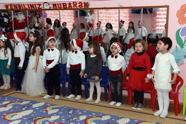 Sumqayıtda 9000 bayram hədiyyəsi paylandı - FOTOLAR Sumqayıtda 9000 bayram hədiyyəsi paylandı - FOTOLAR