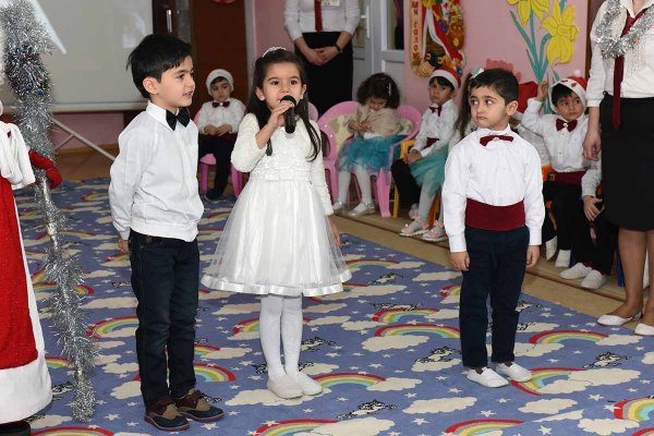 Sumqayıtda 9000 bayram hədiyyəsi paylandı - FOTOLAR Sumqayıtda 9000 bayram hədiyyəsi paylandı - FOTOLAR