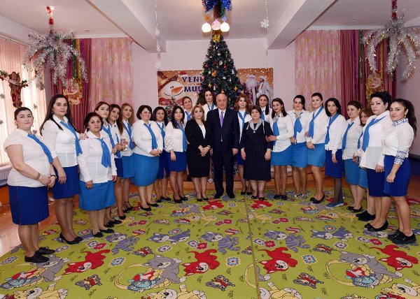Sumqayıtda 9000 bayram hədiyyəsi paylandı - FOTOLAR Sumqayıtda 9000 bayram hədiyyəsi paylandı - FOTOLAR