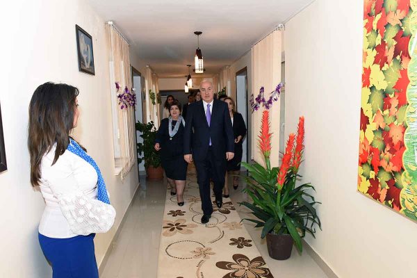 Sumqayıtda 9000 bayram hədiyyəsi paylandı - FOTOLAR Sumqayıtda 9000 bayram hədiyyəsi paylandı - FOTOLAR