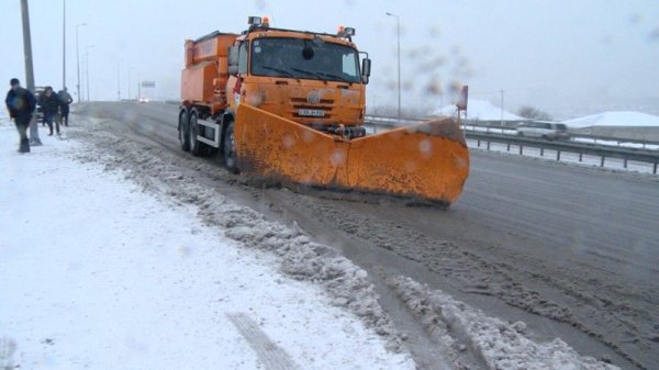 "Azəravtoyol" yollardakı vəziyyəti açıqlayıb "Azəravtoyol" yollardakı vəziyyəti açıqlayıb