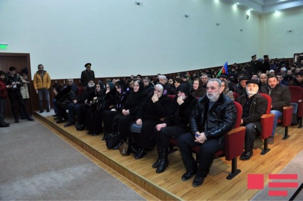Şəhidimizlə vida mərasimi başa çatıb-FOTO Şəhidimizlə vida mərasimi başa çatıb-FOTO