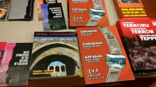 İtaliyada Xocalı soyqırımı qurbanlarının xatirəsi anıldı - FOTO İtaliyada Xocalı soyqırımı qurbanlarının xatirəsi anıldı - FOTO