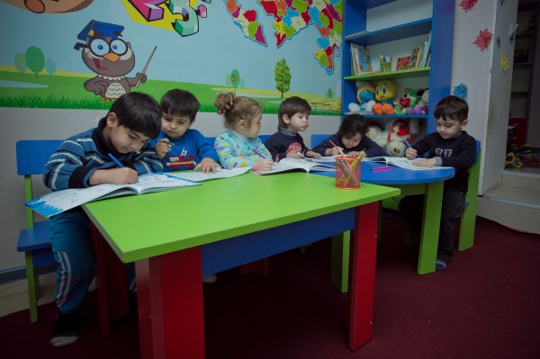 Sumqayıtda övladına nümunəvi bağça axtaran valideynlərin nəzərinə! - ELAN (R) Sumqayıtda övladına nümunəvi bağça axtaran valideynlərin nəzərinə! - ELAN (R)