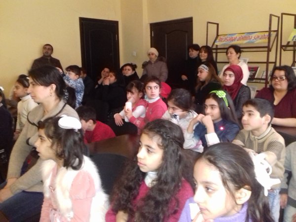 Sumqayıtda uşaqların mütaliə maraqlarının artırılması məqsədilə tədbir keçirilib-FOTO Sumqayıtda uşaqların mütaliə maraqlarının artırılması məqsədilə tədbir keçirilib-FOTO