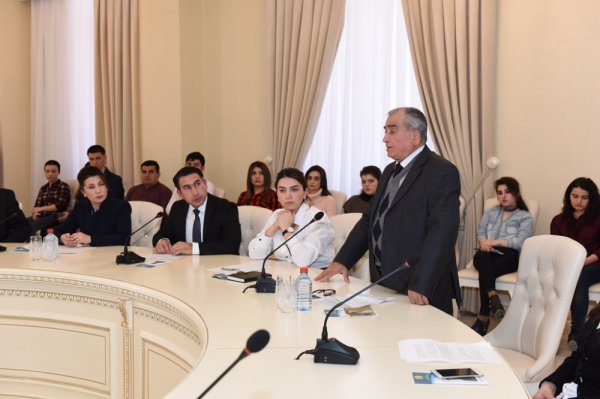 Sumqayıtdakı Heydər Əliyev Mərkəzində Xocalı soyqırımı qurbanlarının xatirəsi anılıb Sumqayıtdakı Heydər Əliyev Mərkəzində Xocalı soyqırımı qurbanlarının xatirəsi anılıb