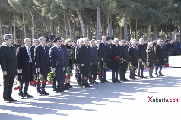 Sumqayıtda Xocalı qurbanları anıldı – FOTOLAR