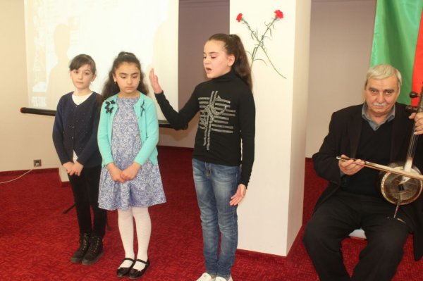 Sumqayıt Gənclər Evində “Xocalıya ədalət” adlı tədbir keçirildi Sumqayıt Gənclər Evində “Xocalıya ədalət” adlı tədbir keçirildi