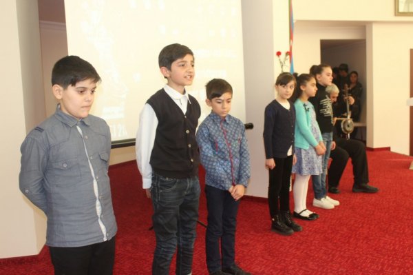 Sumqayıt Gənclər Evində “Xocalıya ədalət” adlı tədbir keçirildi Sumqayıt Gənclər Evində “Xocalıya ədalət” adlı tədbir keçirildi