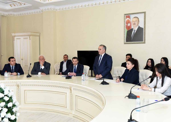 Sumqayıt hadisələri ilə bağlı dəyirmi masa keçirilib – FOTOLAR