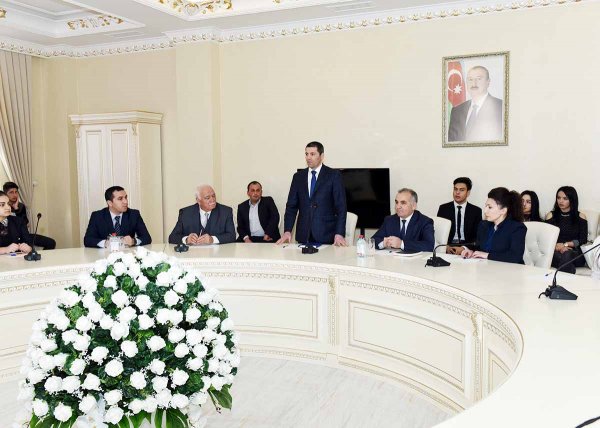 Sumqayıt hadisələri ilə bağlı dəyirmi masa keçirilib – FOTOLAR