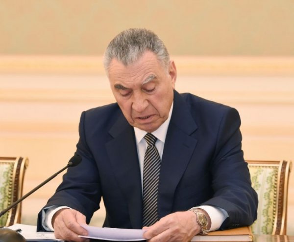 Sumqayıt yataqxanalarındakı qaçqın və məcburi köçkünlər köçürüləcək - Birinci vitse-prezident müşavirə keçirib (FOTOLAR) Sumqayıt yataqxanalarındakı qaçqın və məcburi köçkünlər köçürüləcək - Birinci vitse-prezident müşavirə keçirib (FOTOLAR)