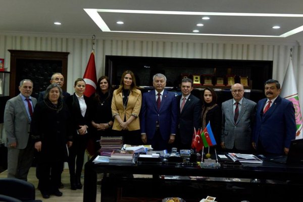 Millət vəkilinin Azərbaycan küçəsi təklifini İsparta bələdiyyə başqanı dəstəklədi