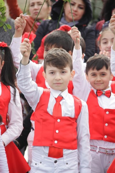 Sumqayıtda möhtəşəm Novruz şənliyi keçirildi - FOTOSESSİYA Sumqayıtda möhtəşəm Novruz şənliyi keçirildi - FOTOSESSİYA