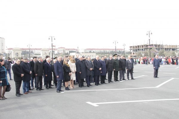 Sumqayıtda möhtəşəm Novruz şənliyi keçirildi - FOTOSESSİYA Sumqayıtda möhtəşəm Novruz şənliyi keçirildi - FOTOSESSİYA