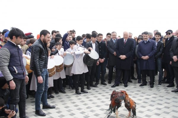 Sumqayıtda möhtəşəm Novruz şənliyi keçirildi - FOTOSESSİYA Sumqayıtda möhtəşəm Novruz şənliyi keçirildi - FOTOSESSİYA