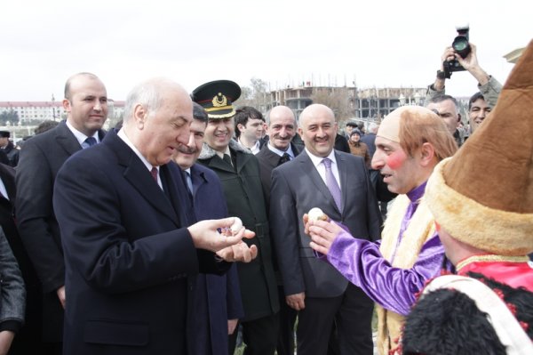 Sumqayıtda möhtəşəm Novruz şənliyi keçirildi - FOTOSESSİYA Sumqayıtda möhtəşəm Novruz şənliyi keçirildi - FOTOSESSİYA