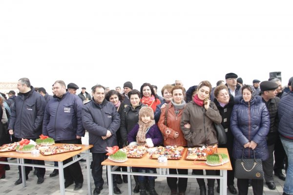 Sumqayıtda möhtəşəm Novruz şənliyi keçirildi - FOTOSESSİYA Sumqayıtda möhtəşəm Novruz şənliyi keçirildi - FOTOSESSİYA
