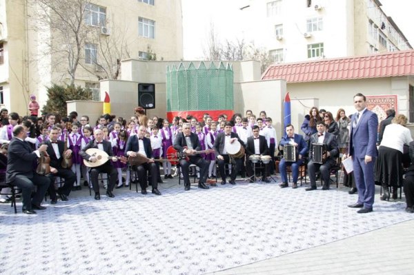 Sumqayıtda parkın təmirdən sonra açılışı olub: Tağıyevin büstü  qoyuldu -VİDEO + FOTOLAR
