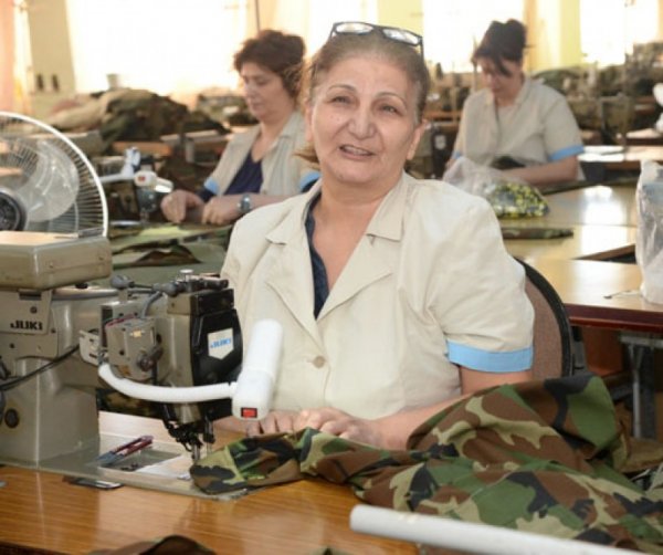 150-yə yaxın məcburi köçkün işə qəbul edilib