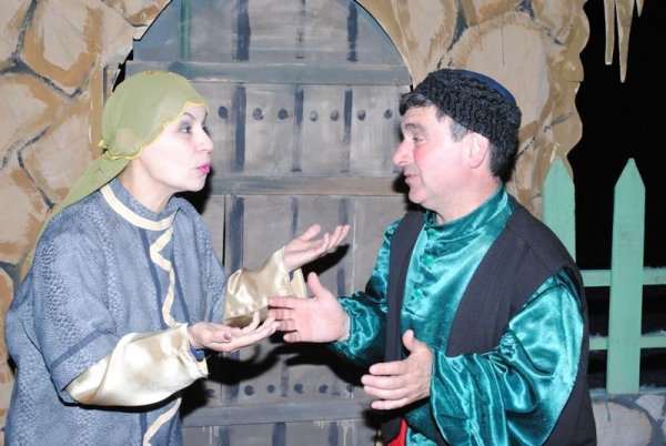 Sumqayıtda “Tülkü  həccə  gedir”   - FOTO