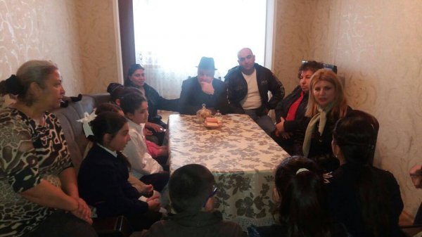 Sumqayıtlı şəhid Seymur Baxışov yad olunub – Doğmaları ilə görüşüb, şəhidin məzarını ziyarət ediblər (FOTOLAR) Sumqayıtlı şəhid Seymur Baxışov yad olunub – Doğmaları ilə görüşüb, şəhidin məzarını ziyarət ediblər (FOTOLAR)