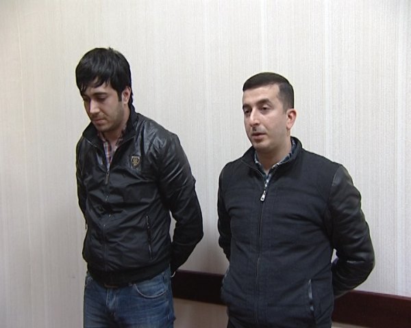 Bakıda yararlılıq müddəti bitmiş kolbasa və sosiska satan şəxslər saxlanılıb Bakıda yararlılıq müddəti bitmiş kolbasa və sosiska satan şəxslər saxlanılıb