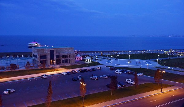 Sumqayıt bulvarından maraqlı görüntülər – FOTOLAR