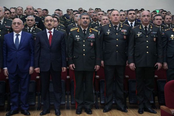 Aprel döyüşlərinin ildönümünə həsr olunmuş mərasim keçirilib Aprel döyüşlərinin ildönümünə həsr olunmuş mərasim keçirilib