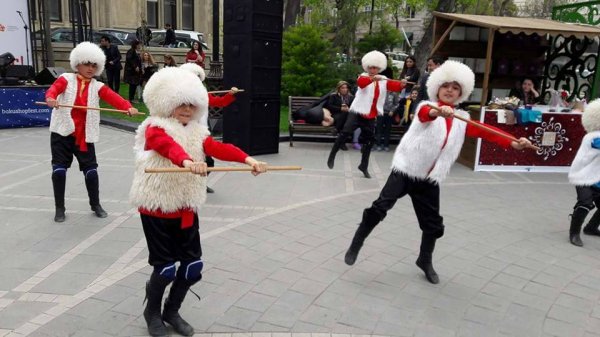 "BAKU SHOPPING FESTİVAL"da Sumqayıtın musiqi kollektivləri çıxış edib - FOTOLAR