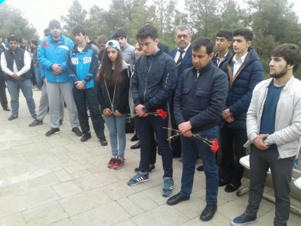 “Raquf Orucov Kuboku” beynəlxalq cüdo turnirinin iştirakçıları Sumqayıtda Şəhidlər xiyabanını ziyarət ediblər “Raquf Orucov Kuboku” beynəlxalq cüdo turnirinin iştirakçıları Sumqayıtda Şəhidlər xiyabanını ziyarət ediblər