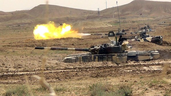 Azərbaycan ordusunun genişmiqyaslı təlimlərin döyüş atışlı mərhələsi icra olunub
