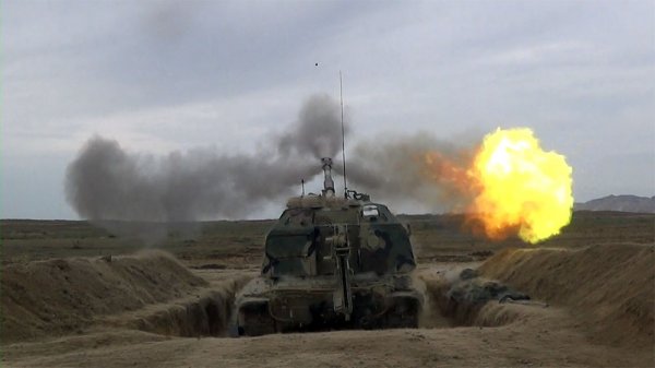 Azərbaycan ordusunun genişmiqyaslı təlimlərin döyüş atışlı mərhələsi icra olunub