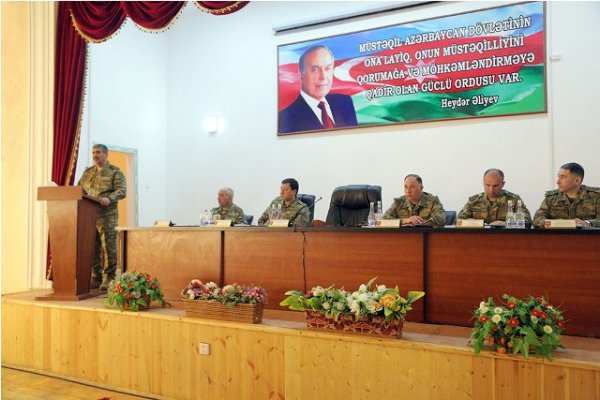 Zakir Həsənovdan Orduya TAPŞIRIQ: düşmənə rahatlıq verməyın!