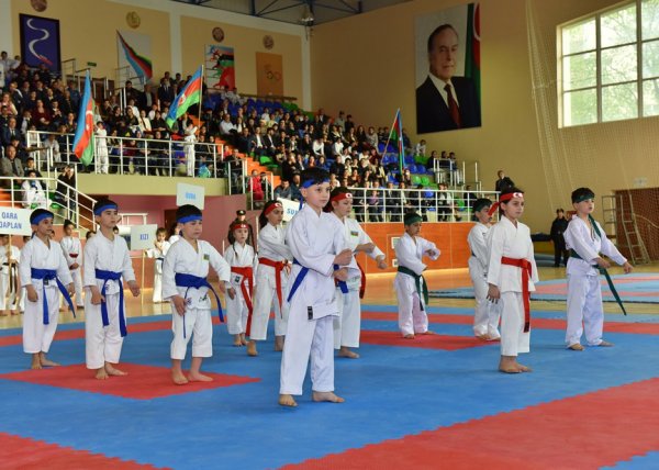 Sumqayıtda Milli Qəhrəman Albert Aqarunovun xatirəsinə həsr olunan Karate–Do üzrə V açıq çempionat keçirilib VİDEO Sumqayıtda Milli Qəhrəman Albert Aqarunovun xatirəsinə həsr olunan Karate–Do üzrə V açıq çempionat keçirilib VİDEO