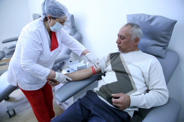 Hematoloq Pərvanə Hacıyeva: Bizim Qan Bankında kifayət qədər ehtiyat var-FOTO Hematoloq Pərvanə Hacıyeva: Bizim Qan Bankında kifayət qədər ehtiyat var-FOTO