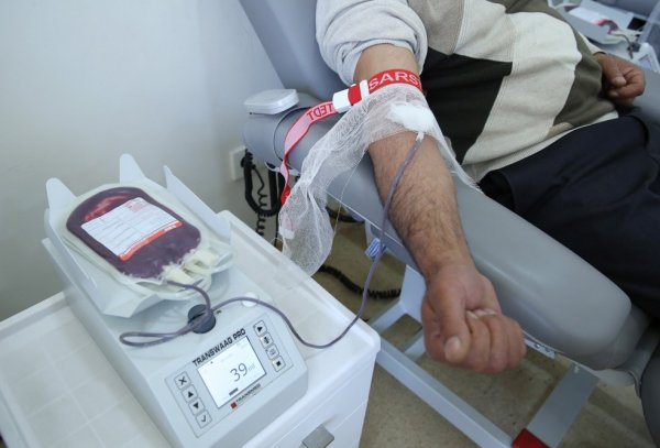 Hematoloq Pərvanə Hacıyeva: Bizim Qan Bankında kifayət qədər ehtiyat var-FOTO Hematoloq Pərvanə Hacıyeva: Bizim Qan Bankında kifayət qədər ehtiyat var-FOTO