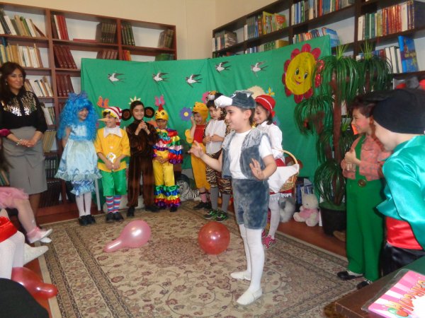 Molla Pənah Vaqifin  300 illiyi Sumqayıtda qeyd olunub - FOTOLAR