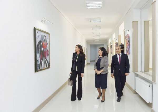 Mehriban Əliyeva açılışda - FOTO Mehriban Əliyeva açılışda - FOTO