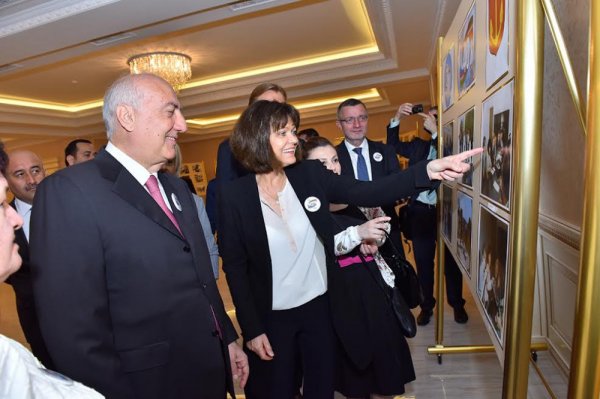 Sumqayıtla Lüdviqshafen arasında dostluq əlaqələrinin 40 illiyi təntənəli şəkildə qeyd olunub – FOTO+VİDEO Sumqayıtla Lüdviqshafen arasında dostluq əlaqələrinin 40 illiyi təntənəli şəkildə qeyd olunub – FOTO+VİDEO