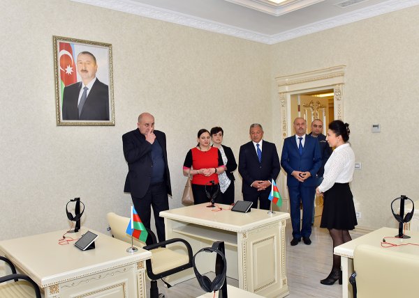 Belarusun mədəniyyət nazirinin müavini Vasili Çernik Sumqayıtda - FOTOLAR