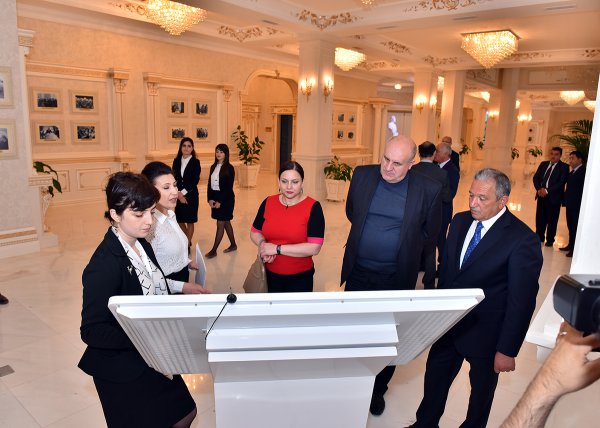 Belarusun mədəniyyət nazirinin müavini Vasili Çernik Sumqayıtda - FOTOLAR