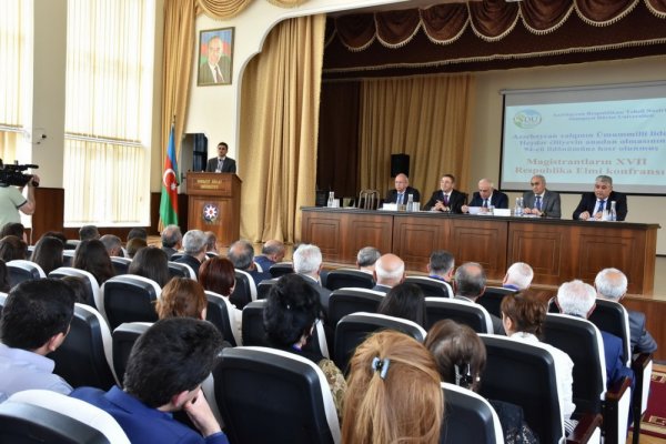 Sumqayıtda magistrantların XVII Respublika elmi konfransı işə başlayıb Sumqayıtda magistrantların XVII Respublika elmi konfransı işə başlayıb