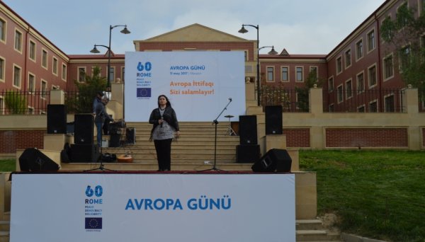 Sumqayıtın Tarixi Muzeyində “dəyirmi masa” təşkil olundu