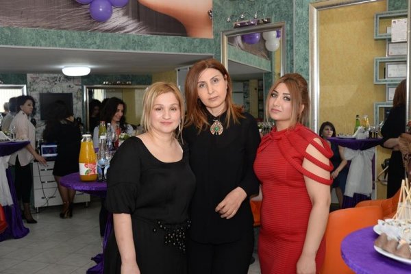 “Miss Studiya” 1 ildir Sumqayıtlı xanımlara xidmət göstərir – XİDMƏTLƏR -FOTOLAR “Miss Studiya” 1 ildir Sumqayıtlı xanımlara xidmət göstərir – XİDMƏTLƏR -FOTOLAR