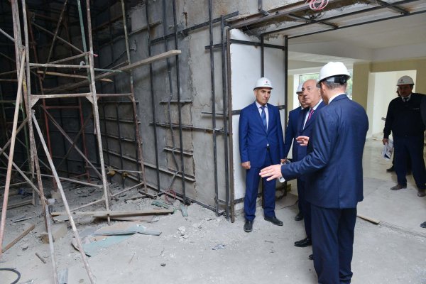 Sumqayıtda “Kimyaçı” Mədəniyyət Sarayında işlər yekunlaşmaq üzrədir – FOTOLAR Sumqayıtda “Kimyaçı” Mədəniyyət Sarayında işlər yekunlaşmaq üzrədir – FOTOLAR