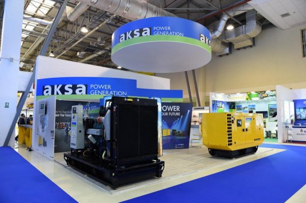 Prezident və xanımı sərgidə Prezident və xanımı sərgidə