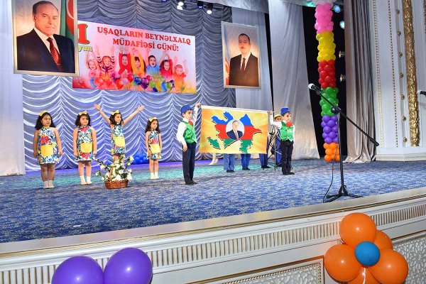 Sumqayıtda 1 İyun – uşaqların beynəlxalq müdafiəsi günü təntənəli qeyd olunub – FOTOLAR Sumqayıtda 1 İyun – uşaqların beynəlxalq müdafiəsi günü təntənəli qeyd olunub – FOTOLAR