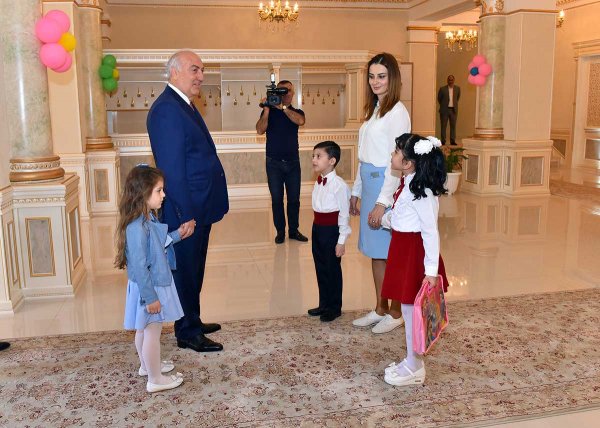 Sumqayıtda 1 İyun – uşaqların beynəlxalq müdafiəsi günü təntənəli qeyd olunub – FOTOLAR Sumqayıtda 1 İyun – uşaqların beynəlxalq müdafiəsi günü təntənəli qeyd olunub – FOTOLAR